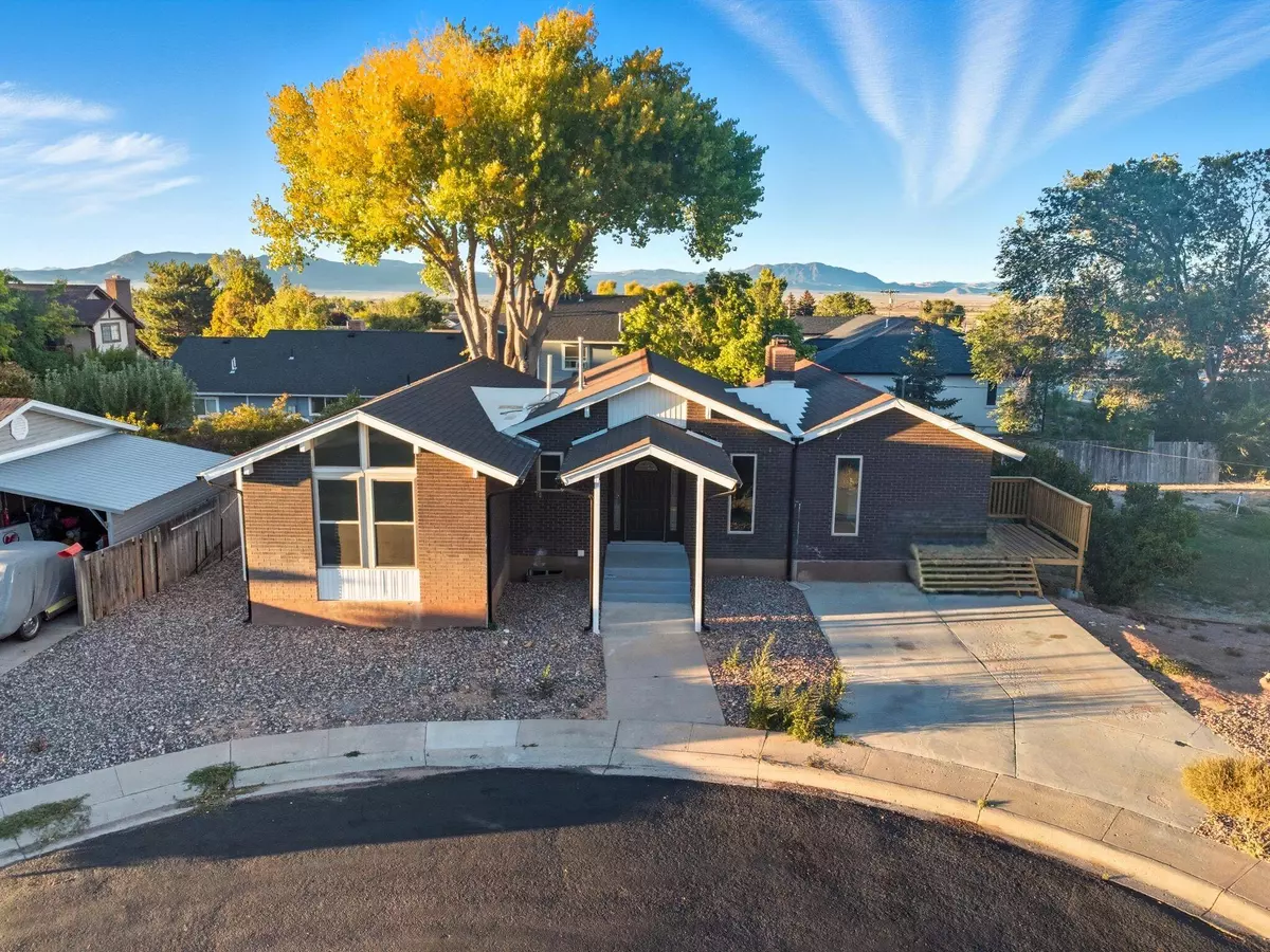 Parowan, UT 84761,495 E 125 S