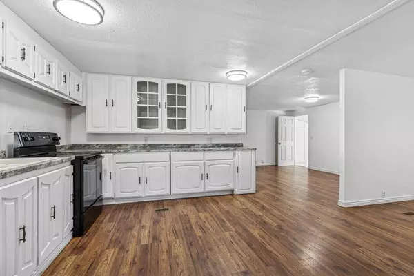 Enterprise, UT 84725,496 S 200 E ST