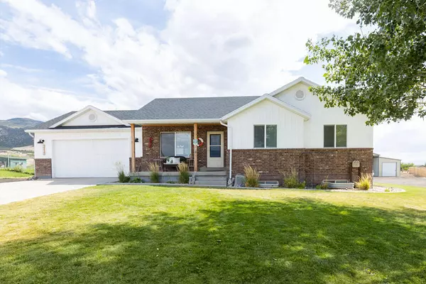 2026 E Saddleback View, Enoch, UT 84721