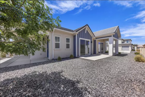 St George, UT 84790,5648 S Adobe Sun DR