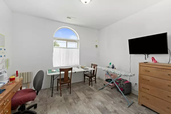 Enoch, UT 84721,4919 N Matheson WAY