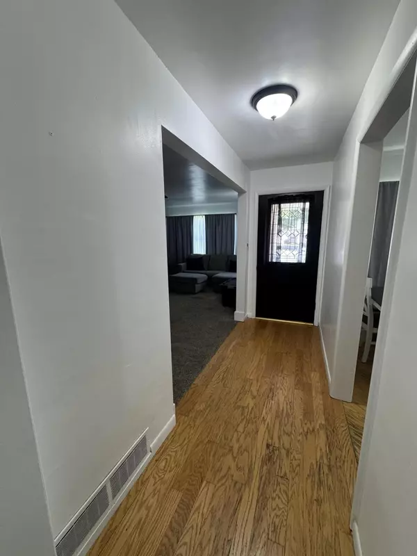 Beaver, UT 84713,455 N 100 E