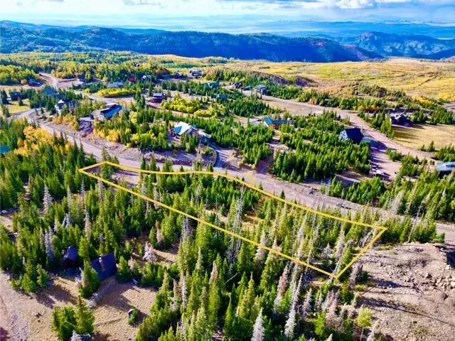 Brian Head, UT 84719,922 E Kodiak DR