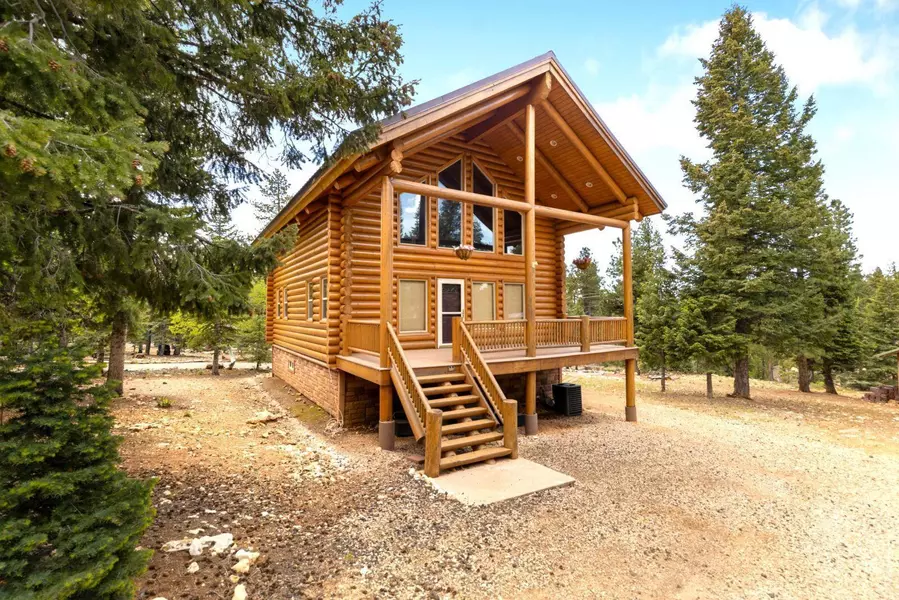 450 Forest DR, Duck Creek Village, UT 84762
