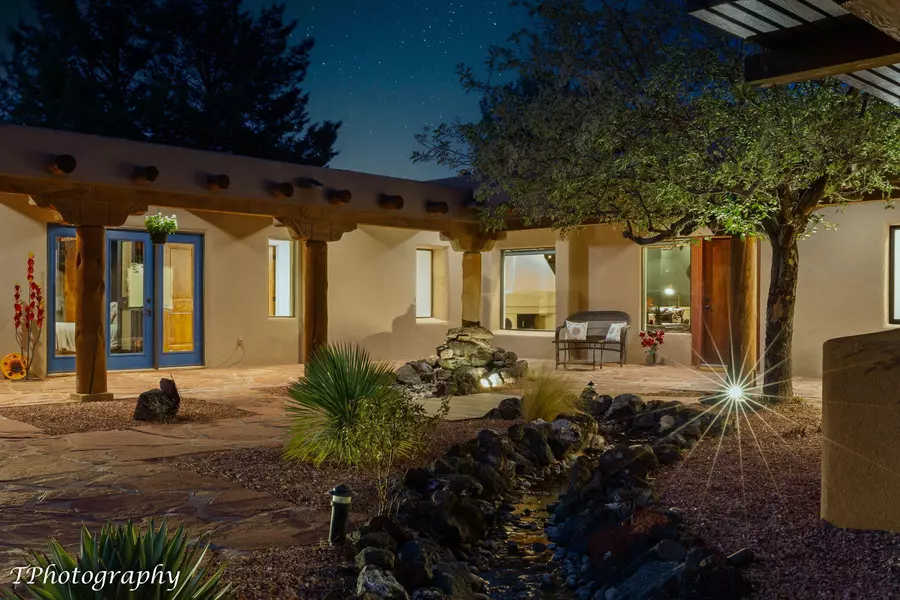 1068 Shonto Ridge DR, Ivins, UT 84738