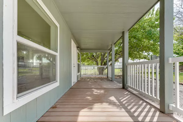 Parowan, UT 84761,30 N 100 W
