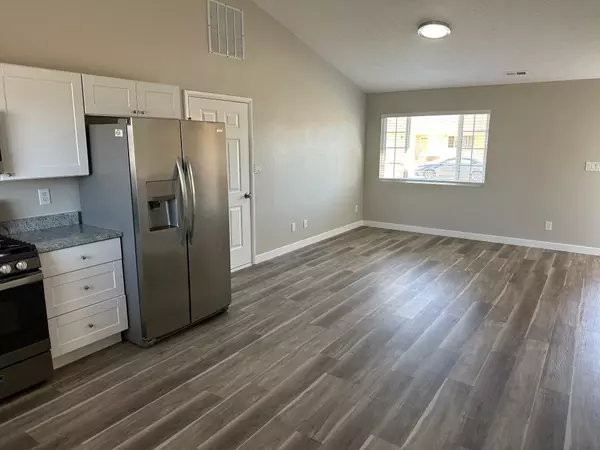 Cedar City, UT 84721,698 W 1050 N