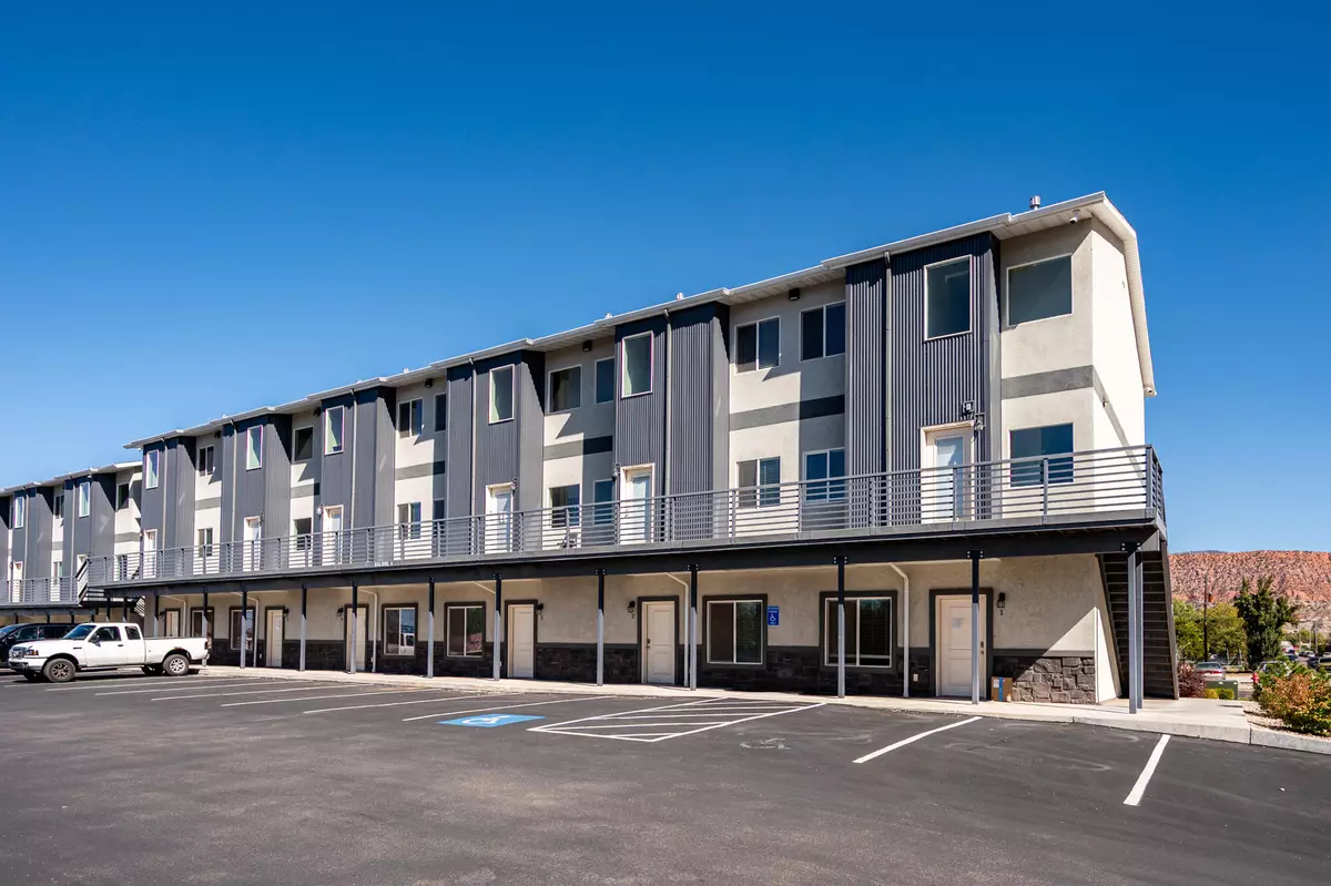Cedar City, UT 84720,119 N 800 W #Building #A