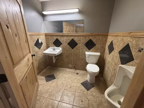 Cedar City, UT 84720,472 N 2150 W ##1