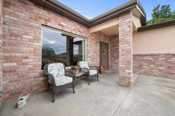 St George, UT 84770,697 W Windsor DR