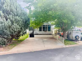 1150 W Red Hills Pkwy ##183, Washington, UT 84780