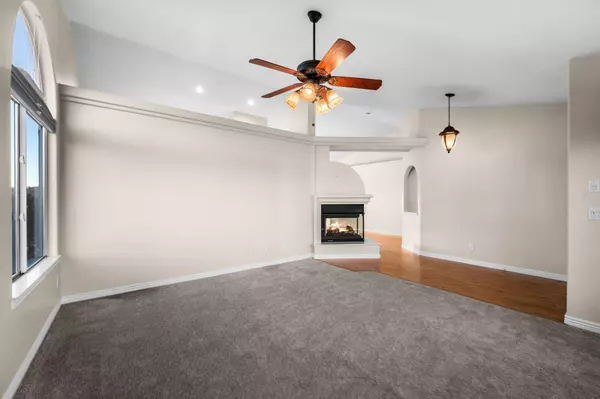 St George, UT 84790,2144 E 220 CIR