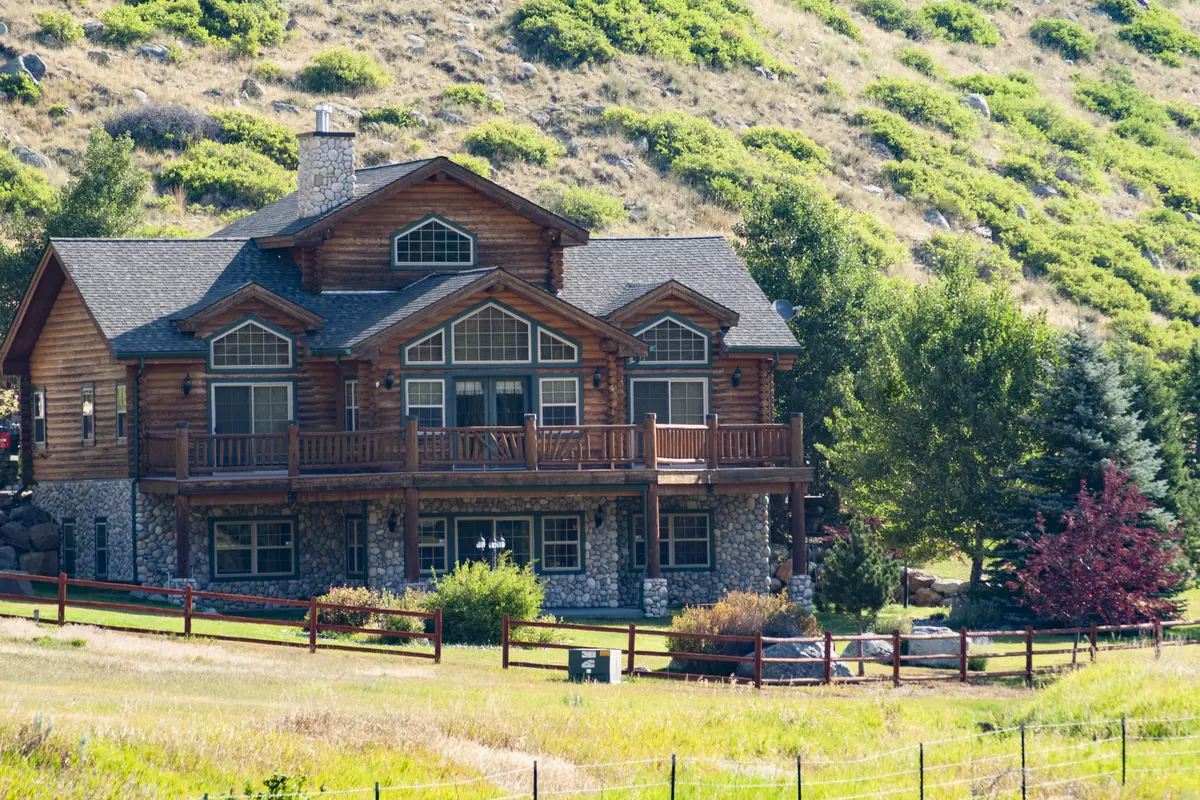 Buffalo, WY 82834,1 Deer Haven