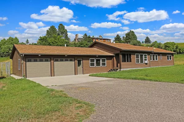 27 Walt DR, Big Horn, WY 82833