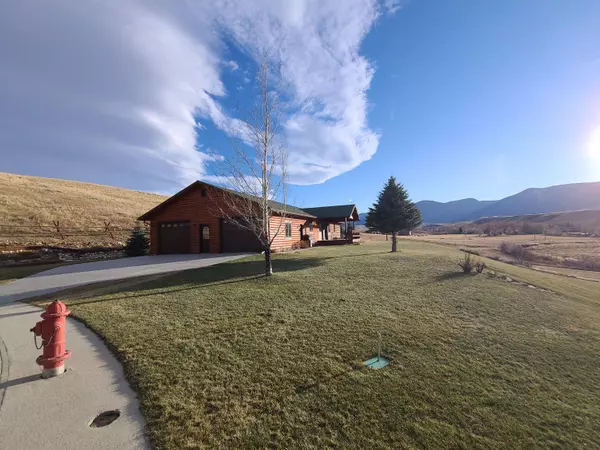 1 Black Mountain DR, Dayton, WY 82836