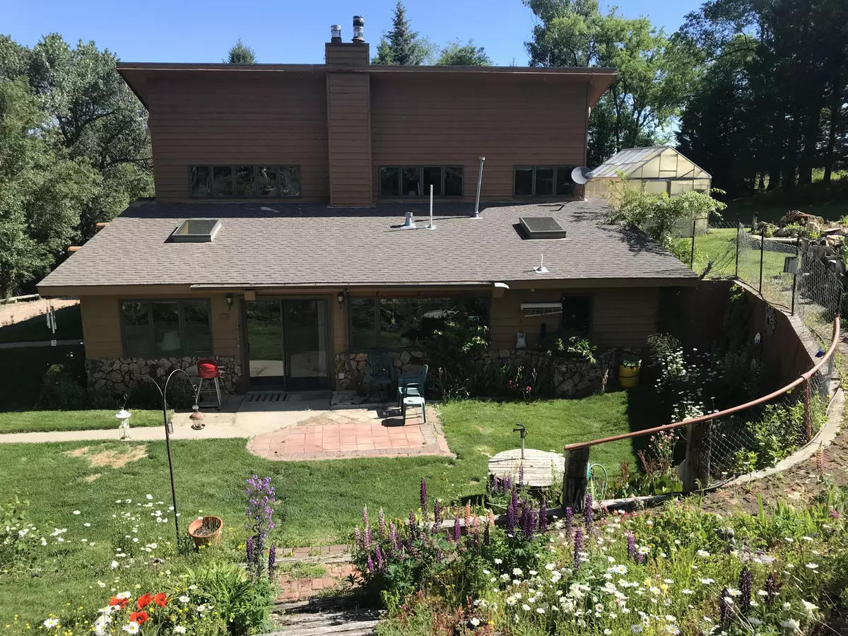 Buffalo, WY 82834,5 Shady LN