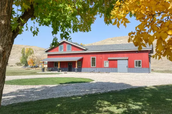 15 Pierce LN, Sheridan, WY 82801