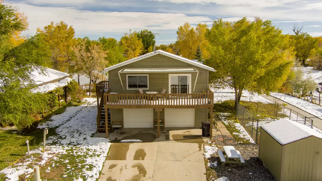 525 4th Avenue West, Ranchester, WY 82836