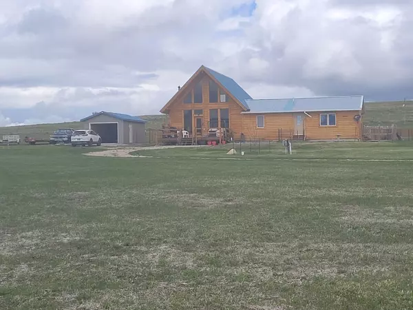 142 Warbonnet DR, Banner, WY 82832