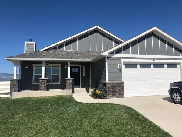 100 Five Mile RD, Ranchester, WY 82839