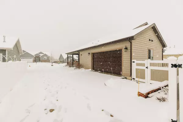 Sheridan, WY 82801,484 Bluebird LN