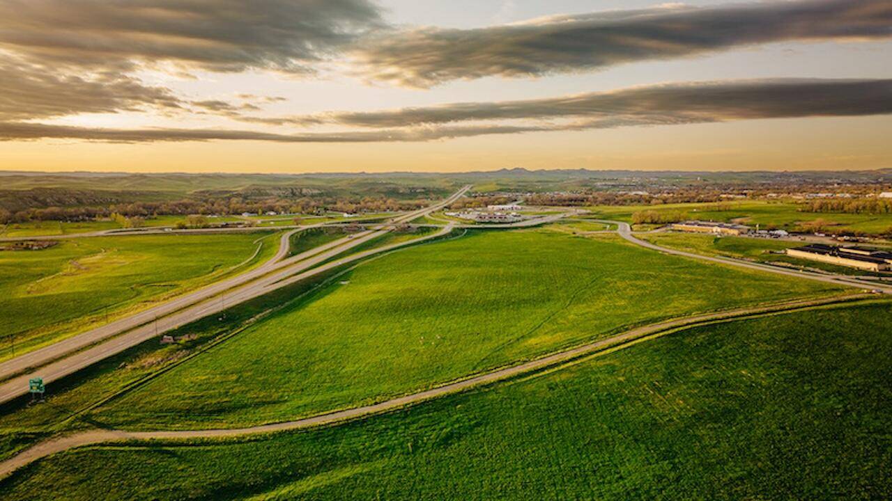 Sheridan, WY 82801,TBD Yellowtail #Bus Dis S