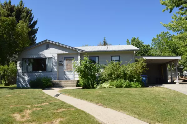 1484 Gladstone ST, Sheridan, WY 82801