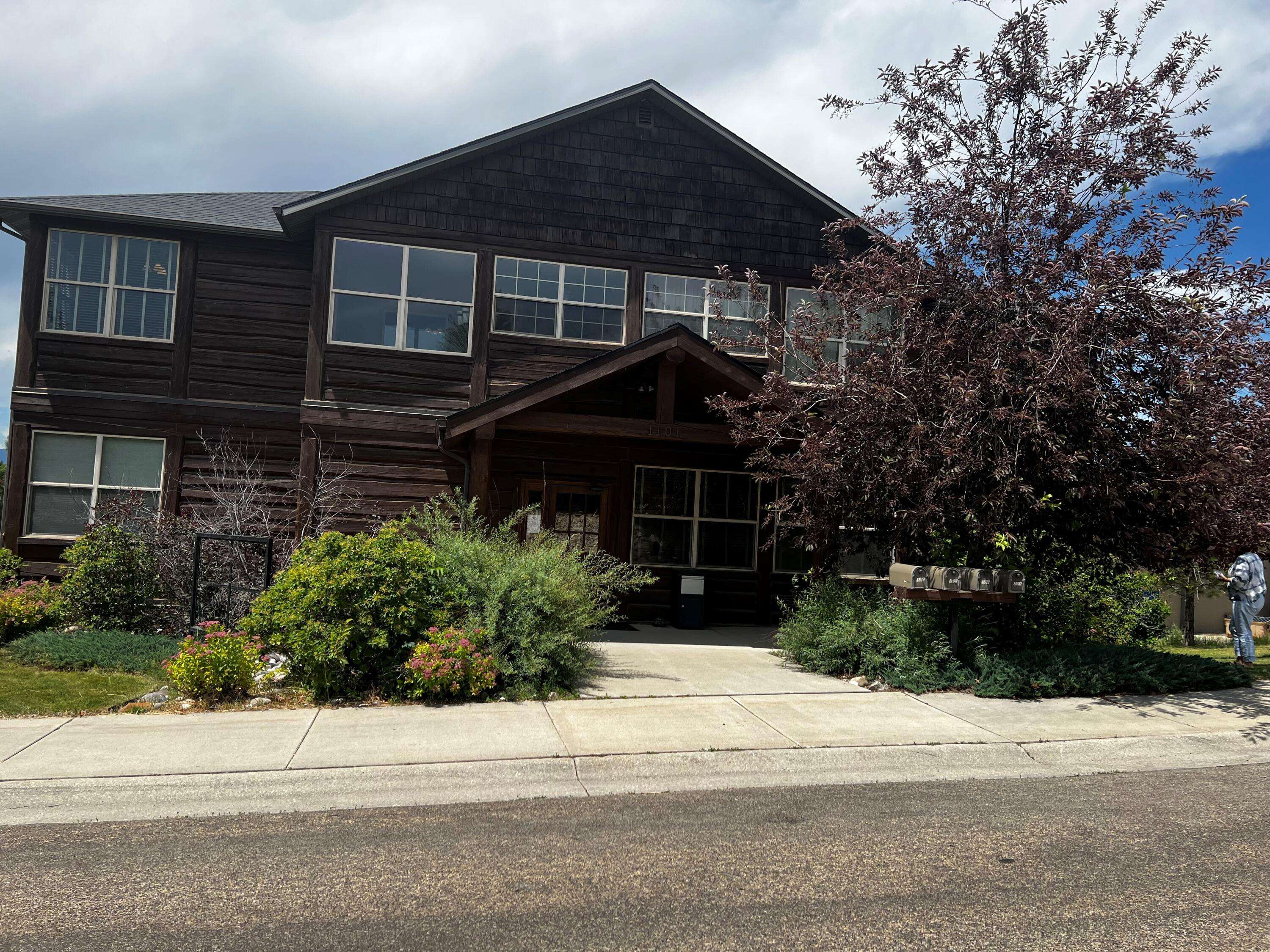 1101 Sugarview DR,  Sheridan,  WY 82801