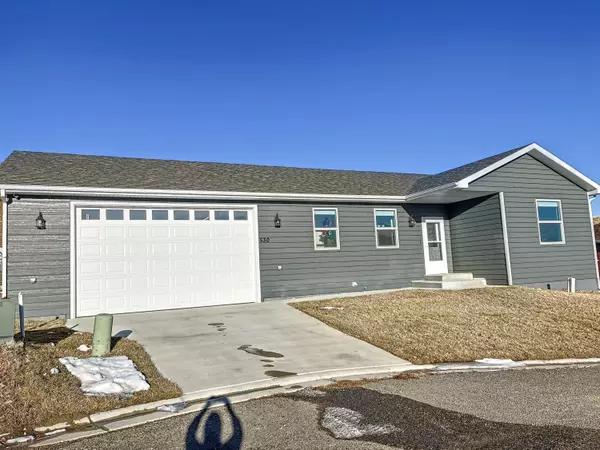 530 Hidden Valley CIR, Buffalo, WY 82834