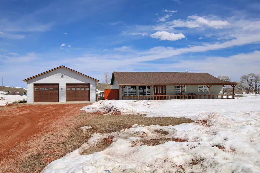 19 Oxbow DR, Story, WY 82842