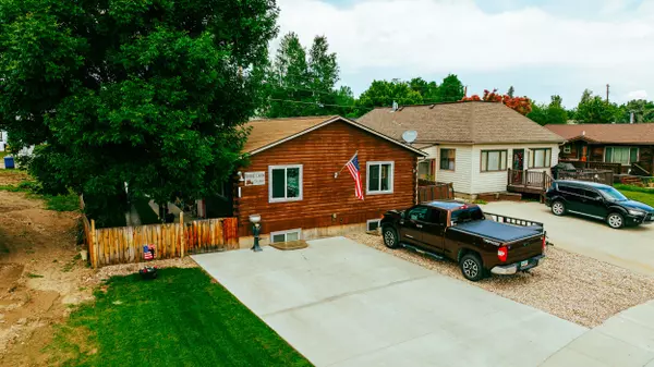 Sheridan, WY 82801,1318 Holloway AVE