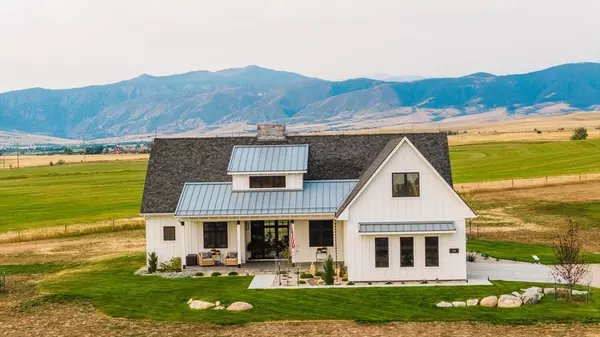 26 Piccard RD, Sheridan, WY 82801