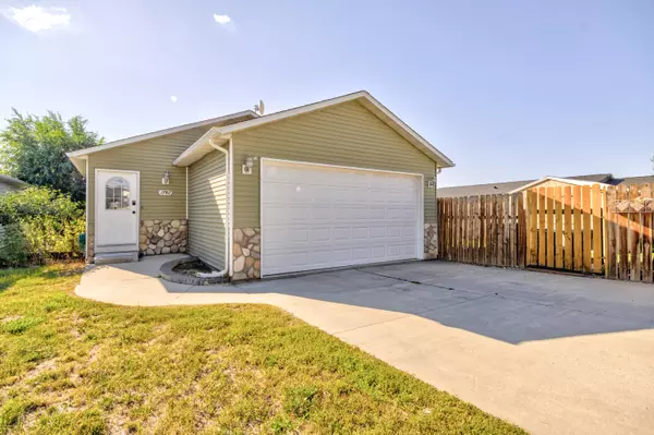 1782 Holmes AVE, Sheridan, WY 82801