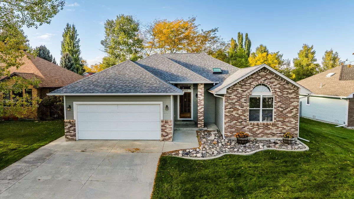 Sheridan, WY 82801,1745 N Heights CIR