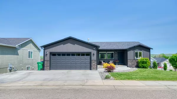 2413 Juniper LN, Sheridan, WY 82801