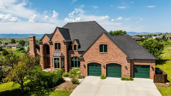 Sheridan, WY 82801,2072 Summit DR