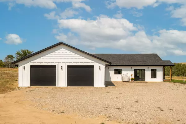 16 Peak View DR, Buffalo, WY 82834