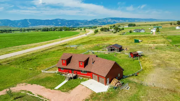 4 Lyric DR, Ranchester, WY 82839