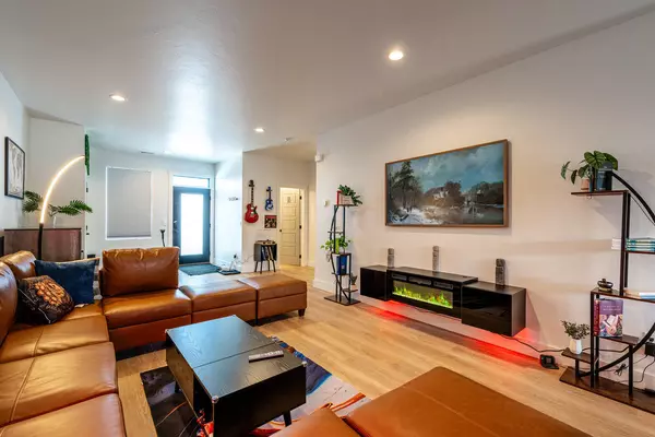 735 7th ST #735, Sheridan, WY 82801