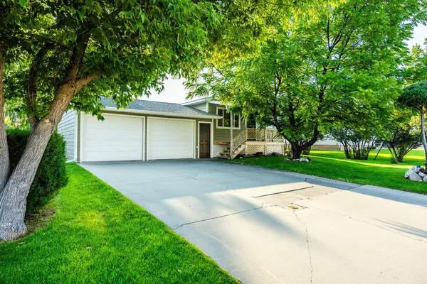 Dayton, WY 82836,617 Broadway AVE