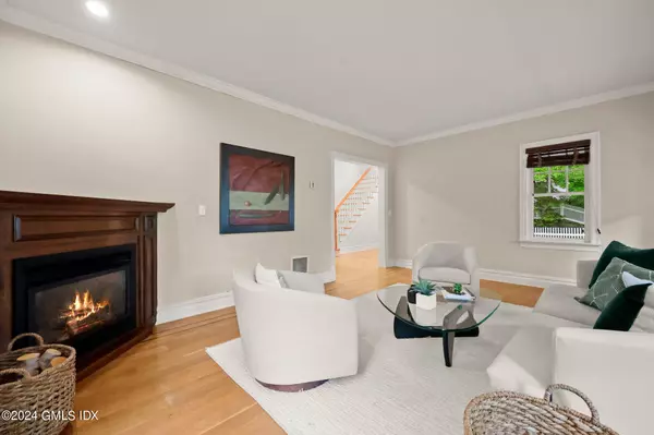 Old Greenwich, CT 06870,50 Highmeadow RD