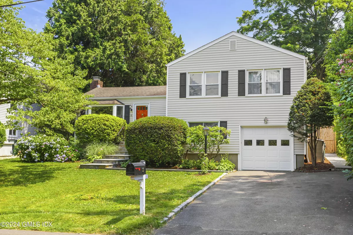 Riverside, CT 06878,6 Silver Beech RD