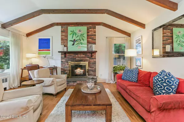 Riverside, CT 06878,6 Silver Beech RD