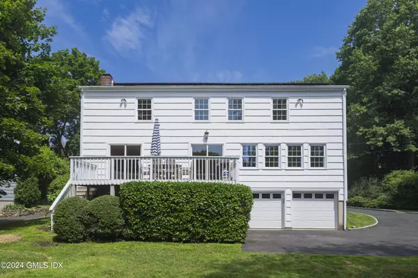 Riverside, CT 06878,66 Lockwood LN