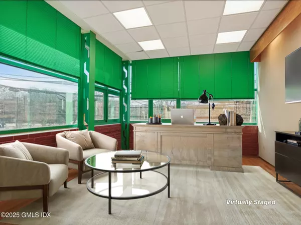 263 Glenville RD #1, Greenwich, CT 06831