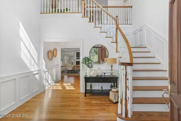 Cos Cob, CT 06807,5 Cat Rock RD