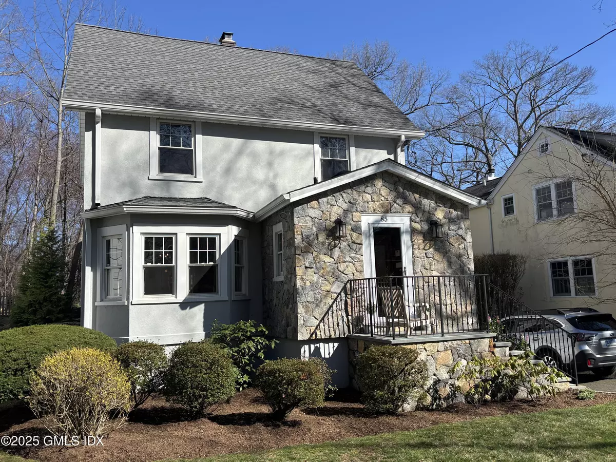 Cos Cob, CT 06807,85 Valleywood RD