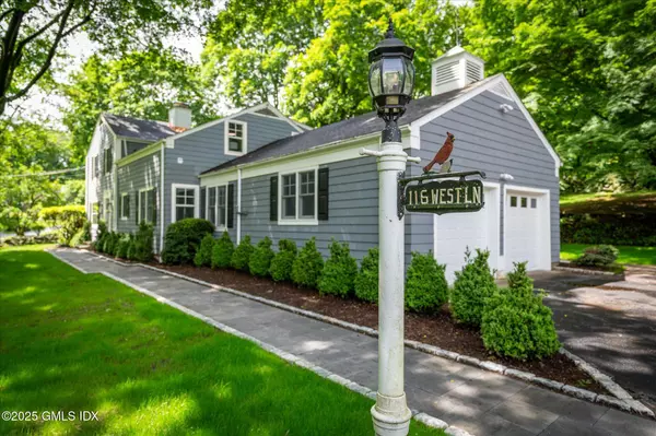 116 West LN, Stamford, CT 06905