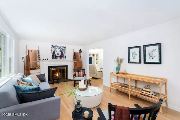 Greenwich, CT 06830,4 Ponderosa DR