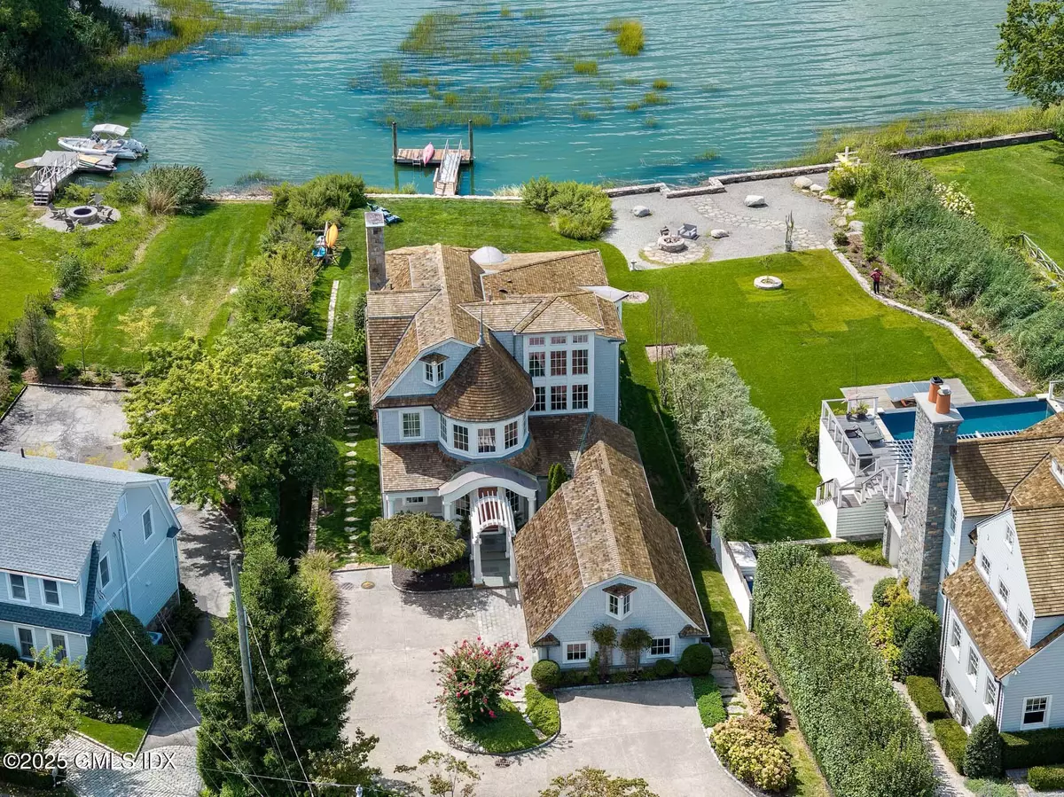 Old Greenwich, CT 06870,183 Shore RD